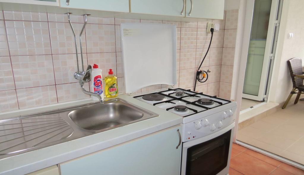 Apartments Corluka Башка-Вода Екстер'єр фото