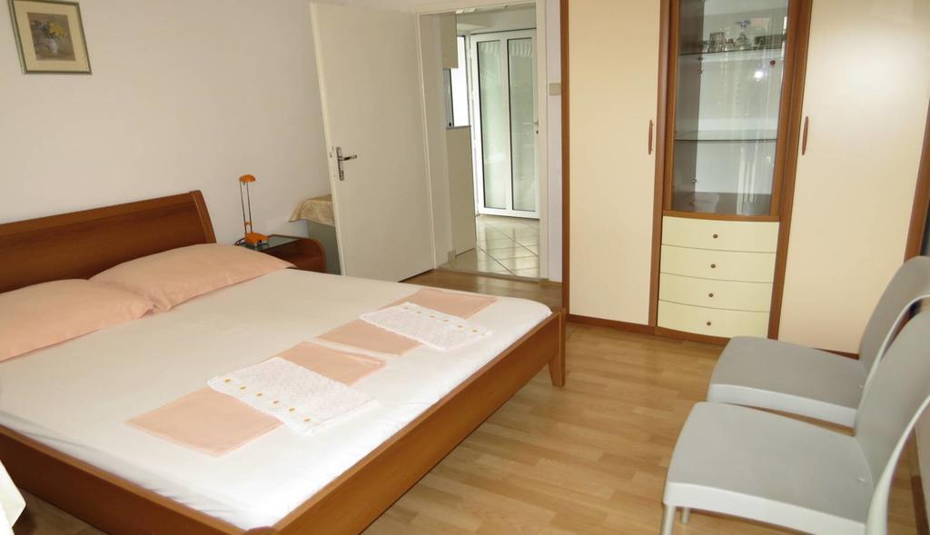 Apartments Corluka Башка-Вода Екстер'єр фото